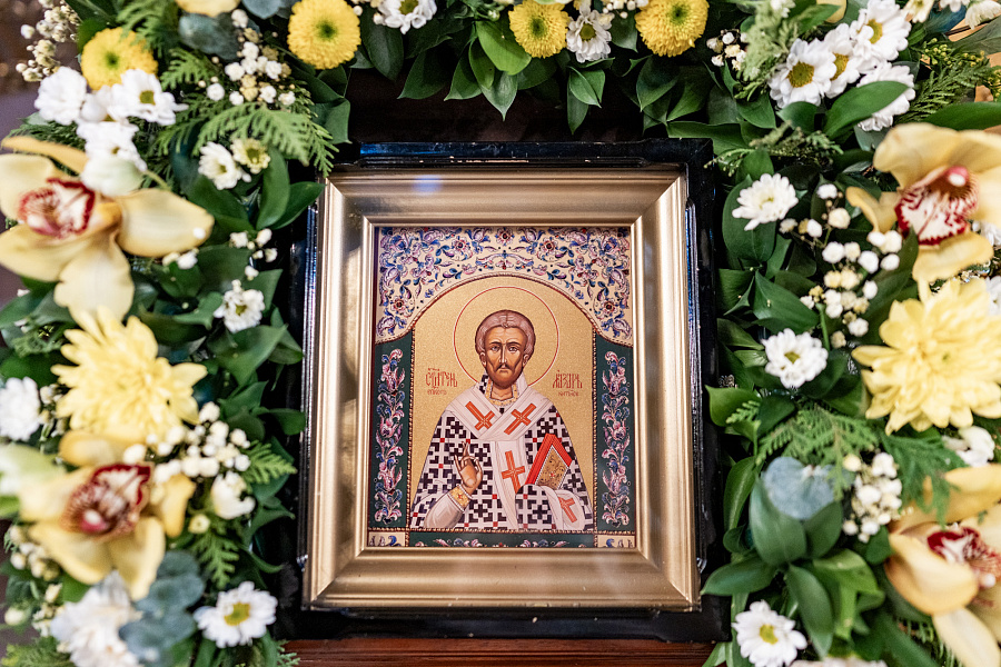Архиерейское богослужение в соборе Всех святых, в земле Русской просиявших города Домодедово в День памяти жертв политических репрессий